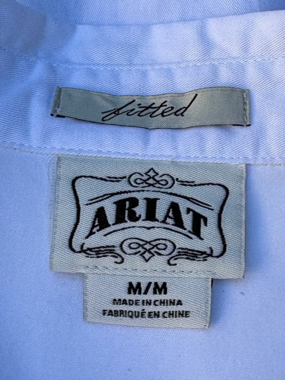 Ariat fitted long-sleeve western snap-down shirt - size M - Picture 2 of 4